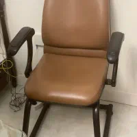 صندلی اداری مدل چرمی