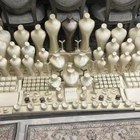 ویترین و مانکن طلافروشی