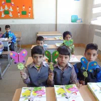 سرمایه گذار مدرسه،شریک مجوز دارم