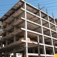 کارگرم، کناردست بنا کار میخوام