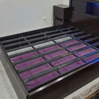 تخت دونفره با ۲ پاتختی و میزآرایش