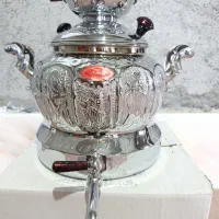 سماور رو گازی نو و کارتن دارد
