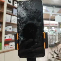 خریدار گوشی دست دوم و شکسته