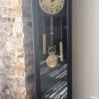 ساعت ایستاده سالم در حد نو