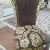 فروش فوری مبل ۷نفره ومیز ناهارخوری ۴نفره
