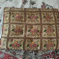 پشتی