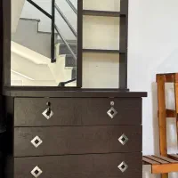 میز اینه دار
