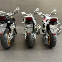 ماکت موتور cb1300|اسباب‌‌بازی|تهران, صاحب الزمان|دیوار