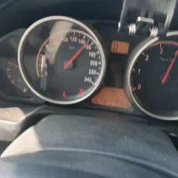 راننده بازنشسته با خودرو سمند