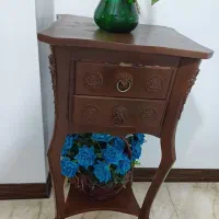 میز تلفن کاملا سالم و تمیز