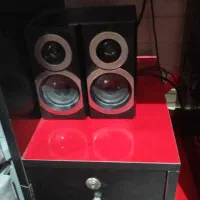کامپیوتر ومیز کامپوتر