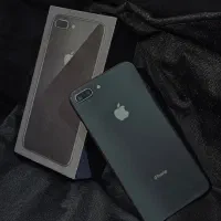 iPhone 8 Plus