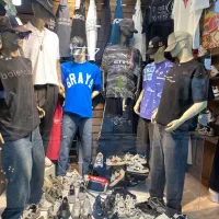 فروشنده لباس