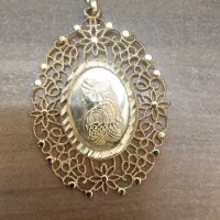 پلاک طرح طلا رنگ ثابت