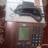 تلفن رو میزی
